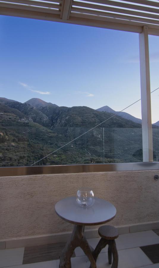 The Mountain House - Authentic Cretan Hideaway - Breathtaking And Nature Views Tourlotí Εξωτερικό φωτογραφία